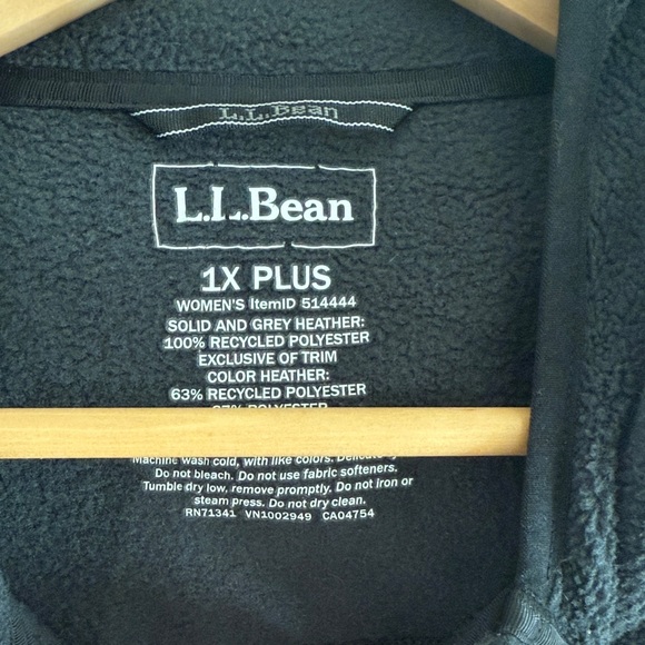 L.L. Bean Hooded Black and Grey Heather Zip-Up Fleece Jacket - Picture 4 of 15